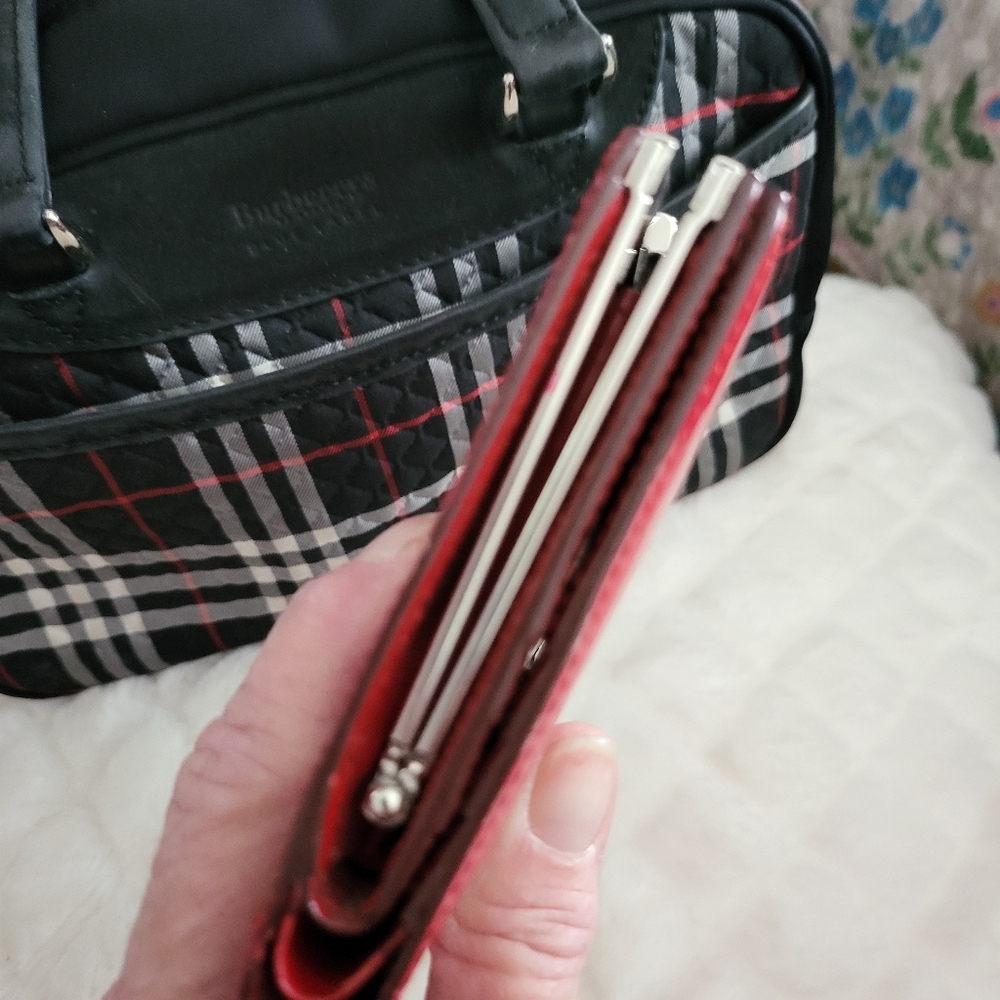 Burberry bag &Wallet Set - Picture 8 of 12